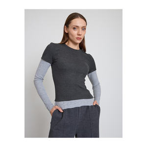 Blusa de Manga Larga para Mujer con Doble Diseño - Camisa Elegante y con Estilo - Product Image 6