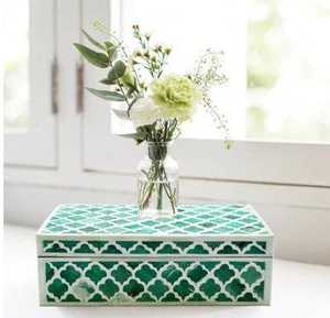 Boîtes à bijoux en incrustation d'os fabriquées à la main de source éthique Organisateur de mouchoirs à motifs floraux verts et blancs Meilleur prix - Product Image 4