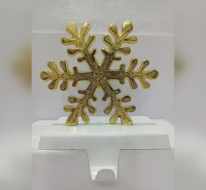 Support de bas de Noël en métal de conception d'étoile rustique d'or disponible au prix de gros et d'usine pour la décoration de vacances - Product Image 5