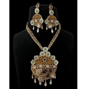 ชุดเครื่องประดับสร้อยคอและต่างหูทรงมงกุฎดอกไม้ ดีไซน์คลาสสิก ชุบทอง ประดับมอยส์ซาไนต์  สำหรับผู้หญิง เหมาะสำหรับงานแต่งงานและงานเลี้ยง - Product Image 1