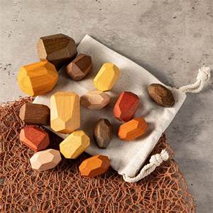 Lleva la naturaleza a casa con el juego de rocas de madera TUMI ISHI para todas las edades, la roca de madera TUMI ISHI fomenta el enfoque y el juego intencional - Product Image 4
