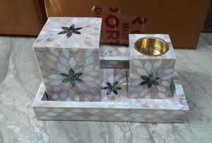 Prix de gros Ensemble de Bakhoor incrusté d'os Boîte de plateau de style de luxe et ensemble de brûleur d'oud pour la maison Plateau d'incrustation d'os Ensemble de boîte en acrylique Mubkhar - Product Image 3