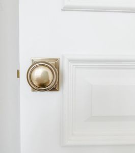 Pomo de Puerta Clásico de Latón para Decoración Interior de Hogar Tradicional, Suave, Seguro, Práctico y Duradero - Product Image 5