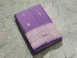 Voiles tissés à la main de qualité supérieure, 100% pur chiffon Banarasi, finement tissés, bordure traditionnelle Zari, tombé doux, protection solaire pour les fêtes - Product Image 4