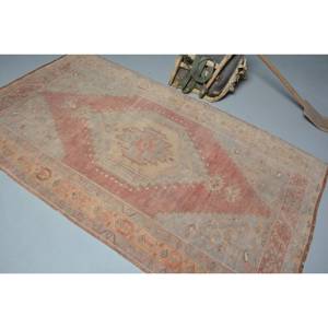 Vintage 4.5 X 7.7 ft Turkish Rug Classic Large Area Rectangle Hallway Pattern <b>Pink</b> Beige <b>Wool</b> Seagrass Backing Model Room Rug - Product Image 4