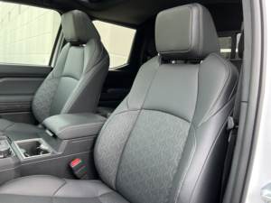 Toyota Tacoma 4WD Limited Híbrido 2025 Usado en Buenas Condiciones - Product Image 4