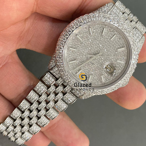Elegante Reloj de Pulsera Hecho con Diamantes Cultivados en Laboratorio de Corte Brillante Redondo y Acero Inoxidable para Hombre, con Claridad VVS Mejorada - Product Image 2