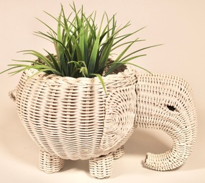 Jardinière éléphant en osier blanc, faite à la main, écologique, paniers de rangement en rotin naturel, multifonction moderne, Artex Green Earth Made - Product Image 1