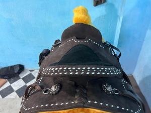 Sillín de caballo de punto de Buck de calidad premium de cuero occidental al mejor precio - Product Image 4