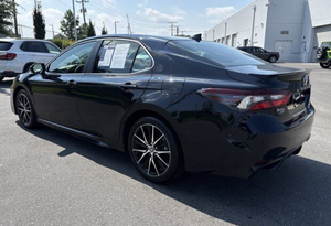 Voiture d'occasion TOYOTA Camry SE SEDAN automatique turbo, conduite à gauche, pneus R21, abordable et propre, prête à être expédiée dans le monde entier - Product Image 3