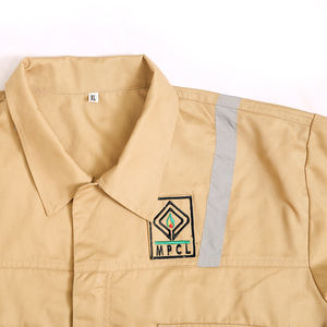 Combinaison de travail en polycoton CVC, tissu tissé teinté protecteur avec coutures en polyester - Product Image 3