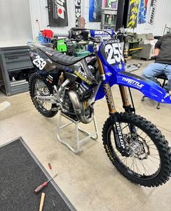 Nouvelle moto tout-terrain Yamaha YZ450F250cc – Moto de motocross – Moteur puissant. - Product Image 6