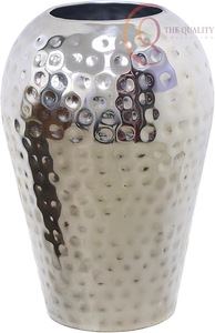 Elegante Florero Metálico para Decoración de Sala de Estar, Diseñado para Realzar Mesas, Estantes y Esquinas Decorativas - Product Image 6