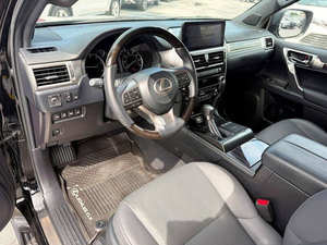 Lexus GX 2023 460 UTILISÉ EN BON ÉTAT - Product Image 3