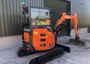 Mini-excavatrice sur chenilles Hitachi ZX3U d'occasion de 3 tonnes avec moteur PLC et boîte de vitesses - Équipement de construction lourd à prix compétitif - Product Image 2
