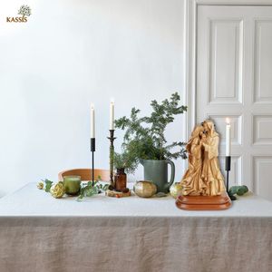 Sculpture de la Sainte Famille en bois d'olivier sculptée à la main, 35 cm, figurine religieuse chrétienne, fabriquée à la main à Bethléem - Product Image 6