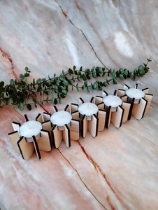 Portavelas de Madera Rústica de Fabricación India, Centro de Mesa de Madera de Fresno, Roble y Nogal para Regalos, Eventos y Fiestas en Venta - Product Image 2