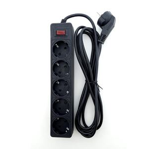Prise de courant d'extension protégée contre les surtensions noires à 5 voies Offre Spéciale avec mise à la terre câble standard EU/UK/US de 3 mètres pour l'utilisation de commutation - Product Image 2