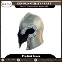Casques de Chevalier Médiévaux Artisanaux en Acier et Laiton Gravés, Prêts pour la Bataille, Finition Personnalisée, Style Antique Hautement Traditionnel