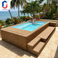 Petite piscine SPA de terrasse avec sièges-canapés, équipement complet, piscine de relaxation extérieure en fibre de verre