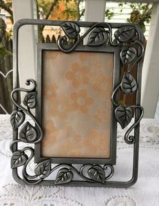 Vintage Square Iron <b>Glass</b> <b>Photo</b> <b>Frame</b> Victorian Style Eco-Friendly Design Customizable Color Size Vertical Feature Digital - Product Image 2