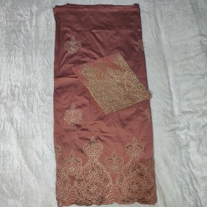 Tela de Seda Tafetán Nigeriana George Wrapper de Calidad Superior, Impresionante Diseño Floral, Transpirable, Antiestática, 120 GSM - Product Image 1