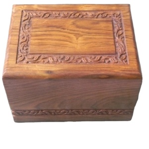 Incrustation en laiton faite à la main de qualité supérieure Boîte d'urne en bois écologique pour animaux de compagnie Mémorial classique élégant et durable pour chiens Meilleur prix - Product Image 6