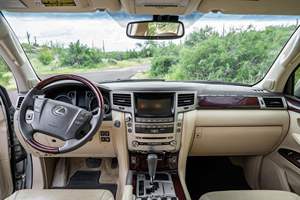 Lexus LX 570 2013 Usado en Buen Estado, Volante a la Izquierda, Emisión Euro IV - Product Image 3