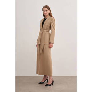 Veste en laine flanelle camel - Manteau court chaud pour l'automne et l'hiver - Product Image 2