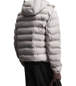 Chaqueta Cortavientos Táctica con Calefacción para Hombre, con Cremalleras Resistentes al Viento, Capucha Ajustable y Aislamiento de Forro Polar para Aventuras al Aire Libre - Product Image 5