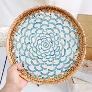 Vente en gros de plateau de service rond en rotin avec nacre et plateau de service en rotin fait à la main du Vietnam - Product Image 4