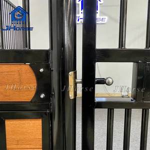 ออกแบบและผลิตอุปกรณ์คอกม้าแบบกำหนดเอง พร้อมจำหน่าย ประตูด้านหน้า แผงด้านหลัง และอุปกรณ์เสริมอื่นๆ - Product Image 5