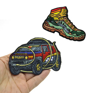 Precio al por mayor, parches de bordado a máquina, parches de bordado de hierro 3D para ropa hechos en Pakistán - Product Image 6