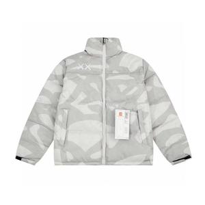 Chaqueta de Invierno Acolchada Unisex de Alta Calidad, con Degradado de Color, Gruesa, Talla Regular, Práctica, Cálida, Elegante, Informal e Impermeable - Product Image 4