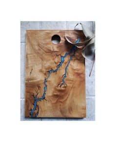 Planche à découper en bois naturel pour la cuisine, la préparation des aliments et le service - Product Image 1