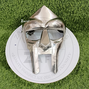 Masque facial de chevalier médiéval inspiré de MF Doom, casque de gladiateur en acier doux, accessoire de costume de cosplay pour Halloween et reconstitution historique - Product Image 1