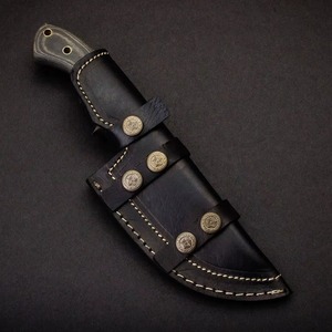 Cuchillo de Damasco hecho a mano de tamaño de alta calidad personalizado al por mayor cuchillo de caza al aire libre de hoja fija con mango de madera y Funda de cuero - Product Image 4