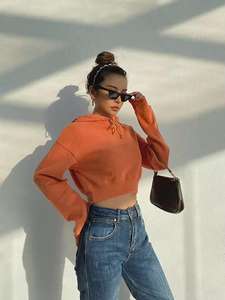 Sudadera corta con capucha personalizada para mujer, sudaderas y sudaderas informales para mujer, Sudadera con capucha recortada de gran tamaño para mujer - Product Image 5