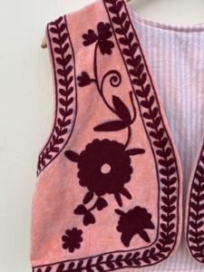 Chaleco de terciopelo Suzani sin mangas para mujer, chaleco bordado a mano, aspecto Vintage, ropa de abrigo rellena de algodón, chaquetas cortas - Product Image 3