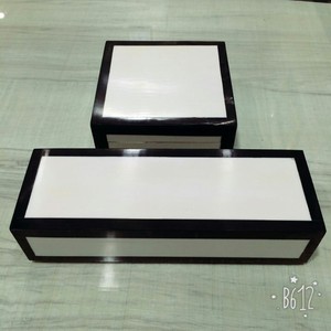 Bouton blanc le plus tendance Boîte à os Art indien Décoration intérieure Poterie Bijoux Rectangle Spécial Conçu Bords noirs pour un usage domestique - Product Image 3