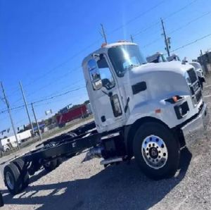 NUEVO Modelo 2023 2024 2025 MACKk MD6 FREIGHTLINER ENVÍO LISTO - Product Image 1