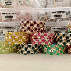 Magníficos brazaletes Rajwadi para mujer, elegante metal de aleación de zinc con diseño principal de perlas, ideal para bodas y fiestas tradicionales - Product Image 1