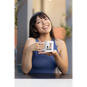 Taza de Cerámica con Diseño de K-Pop, Ideal para Regalo a Fans del K-Pop - Product Image 2