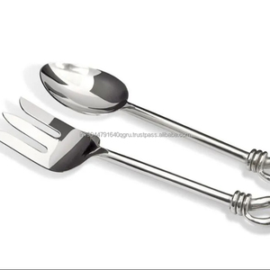 Ensemble de grands couverts à salade en métal forgé à la main avec poignée décorative pour servir lors des dîners et des mariages - Product Image 1