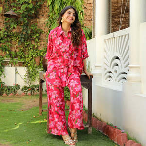 ชุดผ้าฝ้าย Allure slub Co-Ord พิมพ์ลายดอกลิลลี่เหนือเข่าลำลองสำหรับฤดูร้อน - Product Image 5