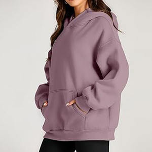 Sweats à capuche décontractés pour femmes de qualité supérieure avec logo avant 100% coton respirant et poches latérales pour le style hivernal - Product Image 1