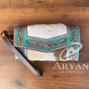 Pochette de sculpture usinée à la main portefeuille en cuir de fourrure de vachette élégant multi-usages embrayages en cuir occidental pour les multi-usages des femmes - Product Image 1