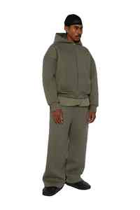 Conjunto Deportivo de Pantalones Deportivos Holgados de Felpa 100% Algodón y Sudadera con Capucha y Cremallera para Hombre, de Alta Calidad y Personalizable - Product Image 5