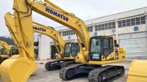 Excavatrice sur chenilles hydraulique PC225LC 11M1 de 21 tonnes, 108KW, avec roulement PLC pour travaux municipaux, construction routière et creusement de canalisations - Product Image 6