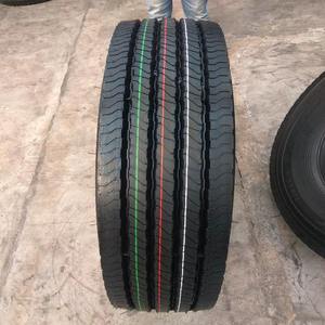 Strong 295/75R22.5 steer axle <b>tire</b> with stable control, durable tread compound and dependable load handling for highway fleets - Product Image 5